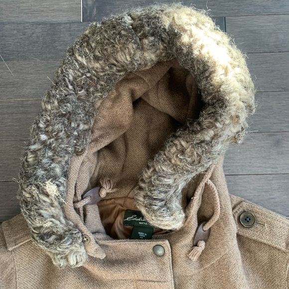 Women’s S Tan Eddie Bauer 50% Wool Coat and Faux Fur Hood - Picture 3 of 12